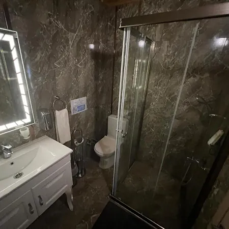 Hotel Mavi Yengec And