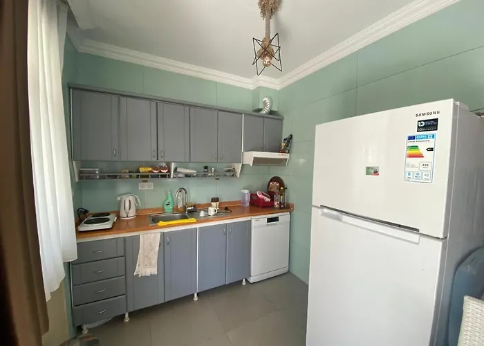 Mavi Yengec And Hotel Orhaniye (Marmaris)