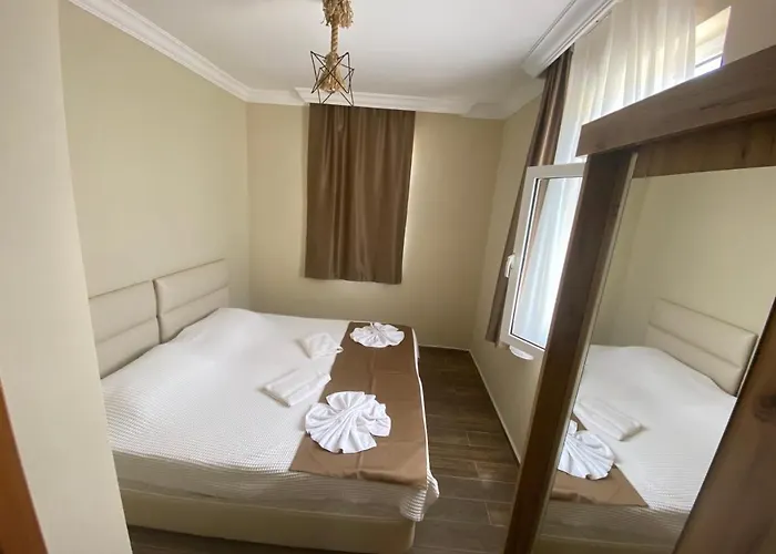 Hotel Mavi Yengec And