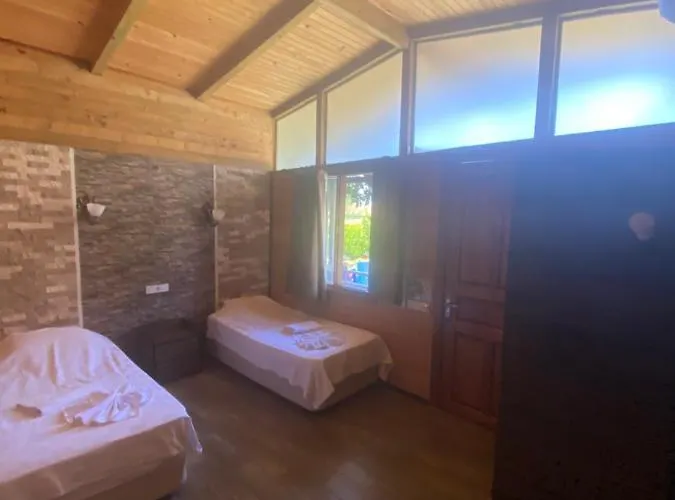 Mavi Yengec And Hotel 4*