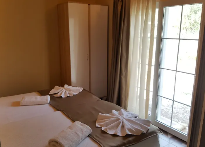 Hotel Mavi Yengec And 4*