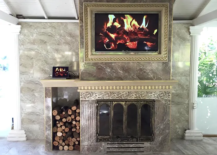 Mavi Yengec And Orhaniye (Marmaris)