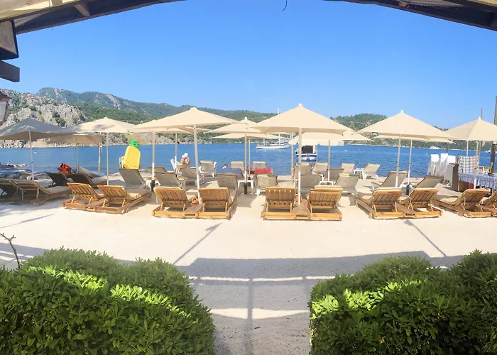 Mavi Yengec And Orhaniye (Marmaris)