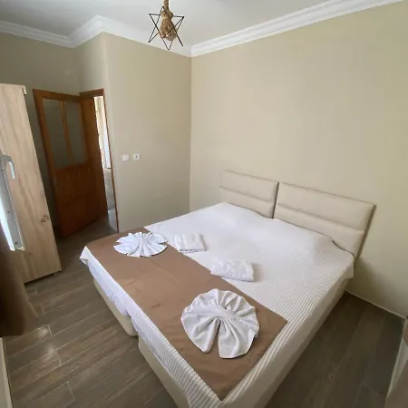 Hotel Mavi Yengec And 4*
