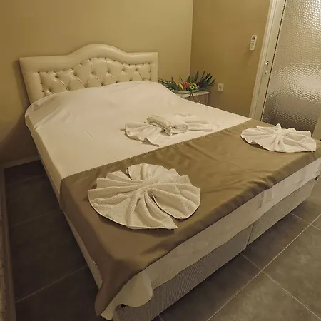 Mavi Yengec And 4* Orhaniye (Marmaris)